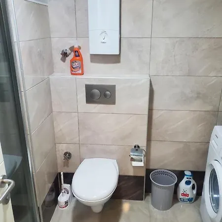5 Stars Compound With Private Garden, Near The Sea דירה